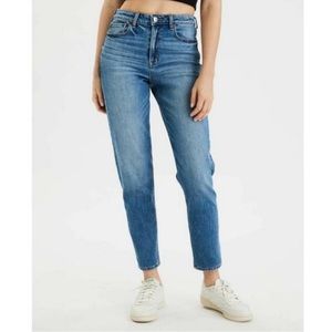 American eagle mom jeans size 2